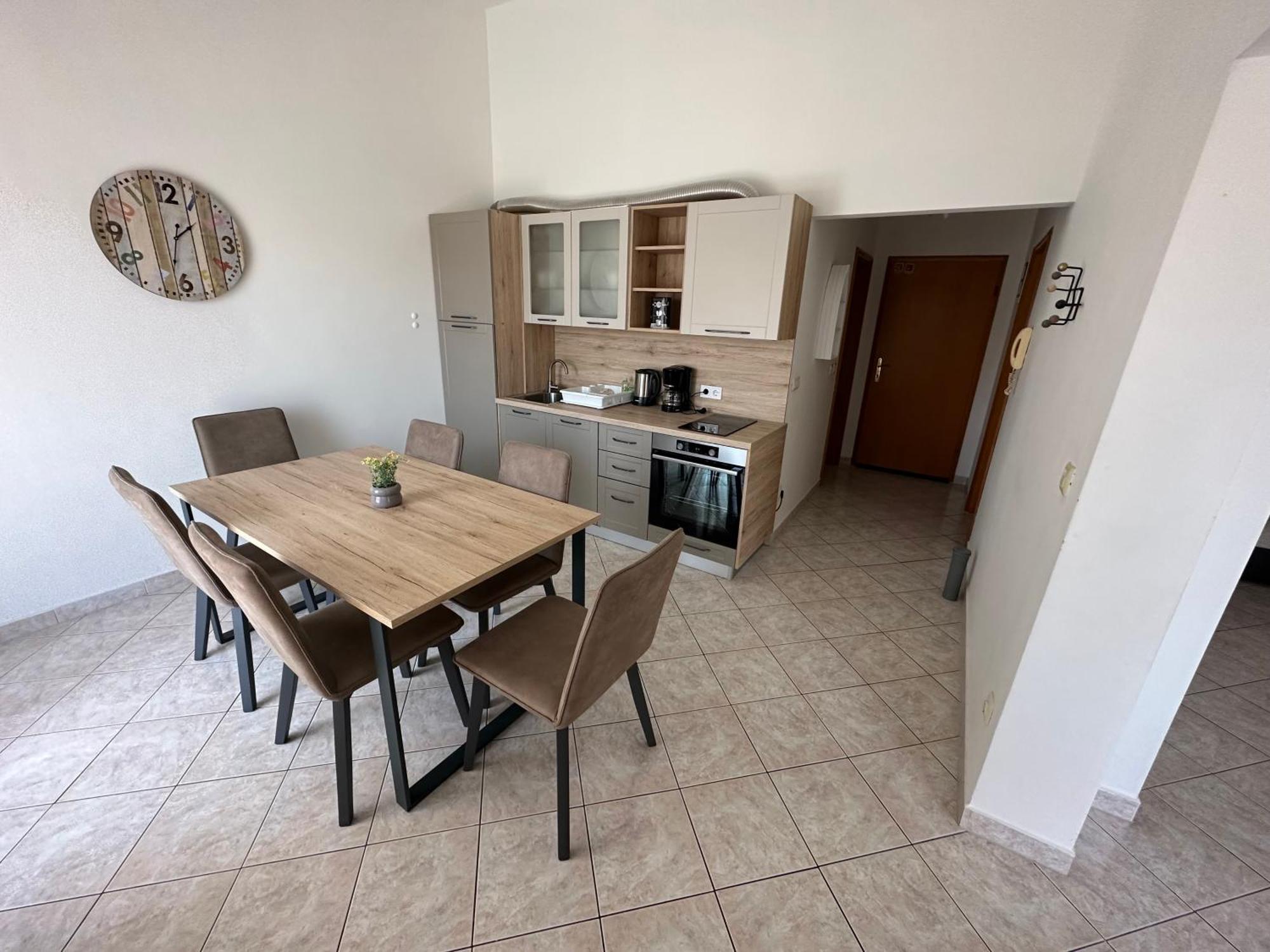 Apartment Mira Pula Exterior photo